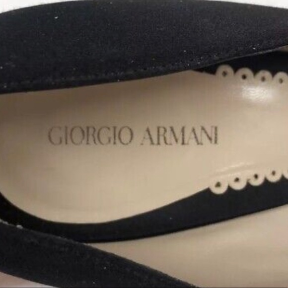 Giorgio Armani satin woven pumps. - Picture 4 of 12